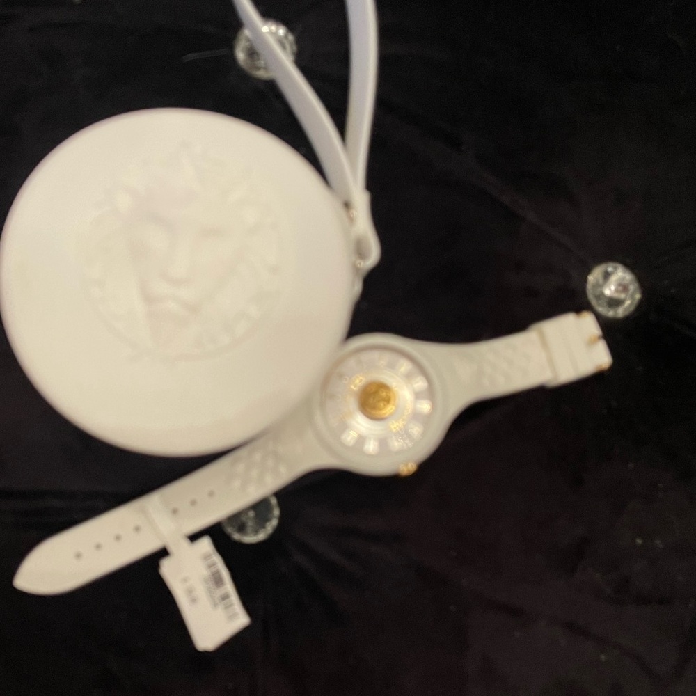 Brand new Versace silicone watch with case